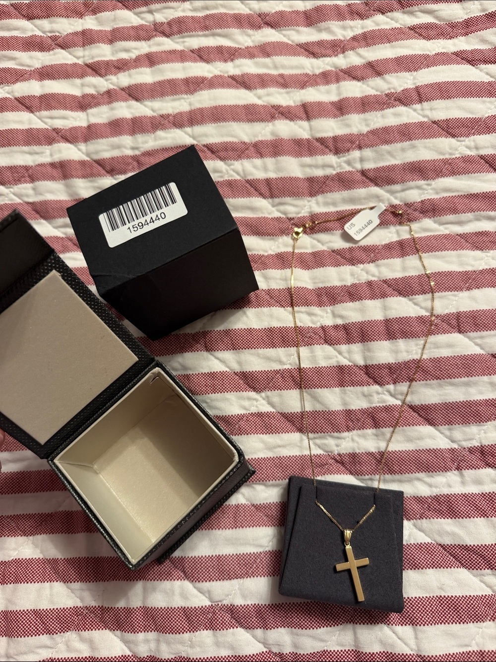 BNWT 14kt Gold High Polish Cross Pendant - Picture 2 of 9